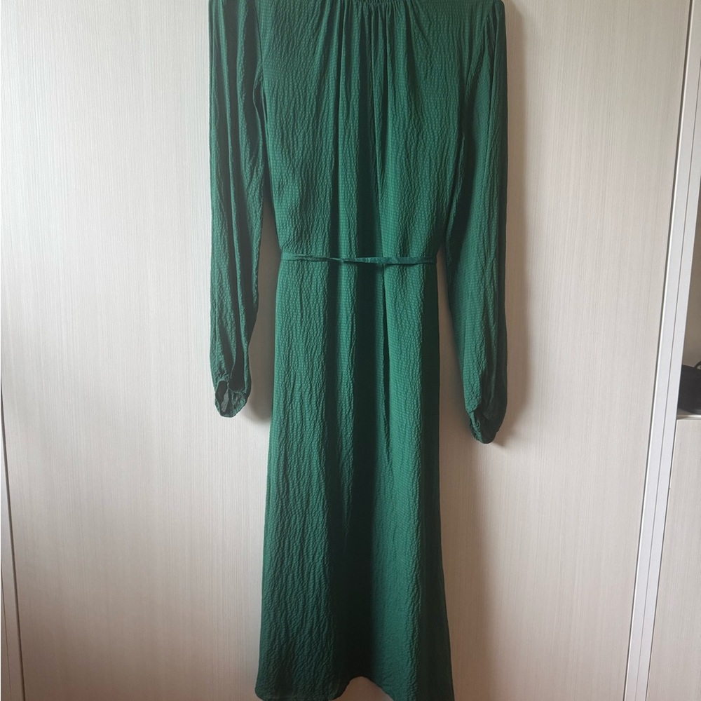 Essentiel Antwerp Elegant Green Long Sleeve Dress